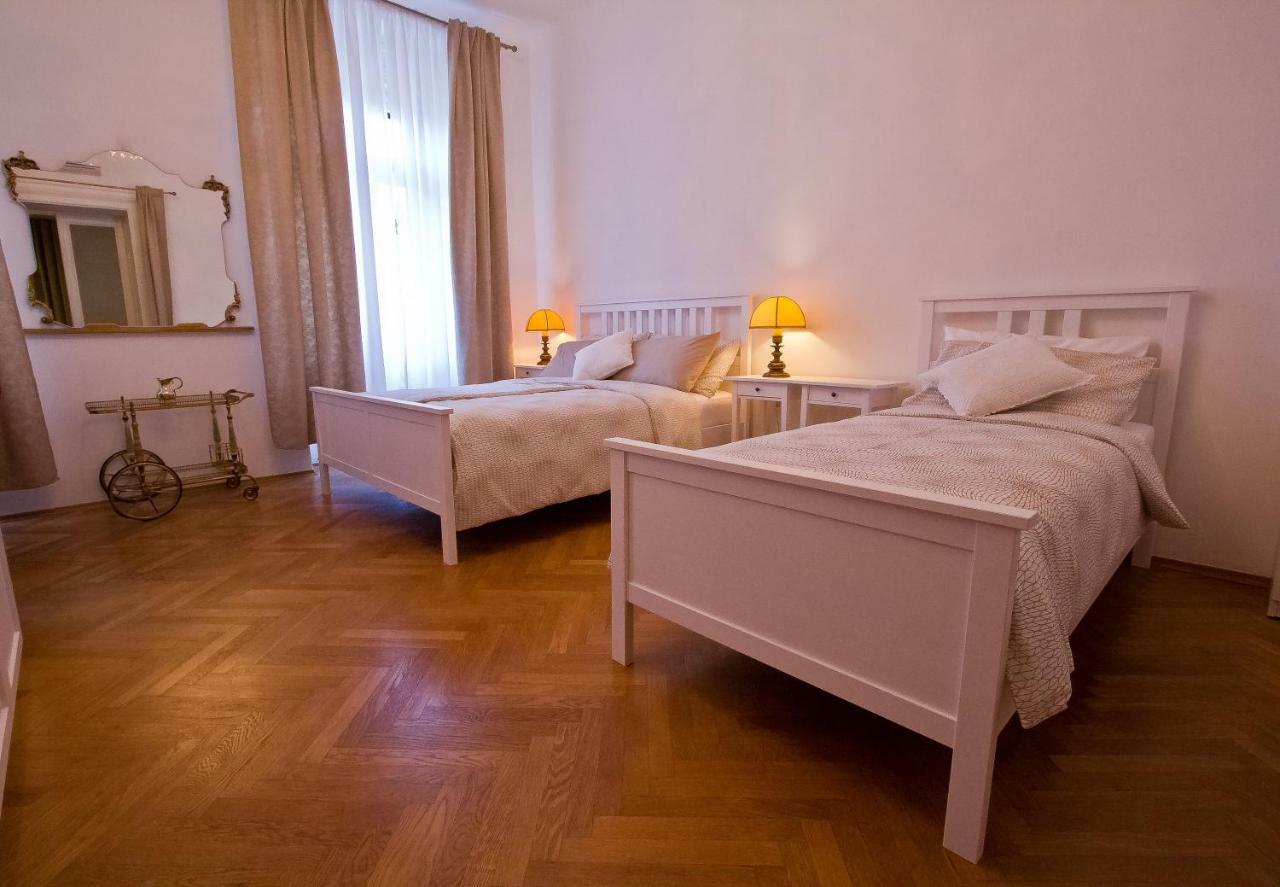 Golden Rooms Bed & Breakfast トリエステ エクステリア 写真